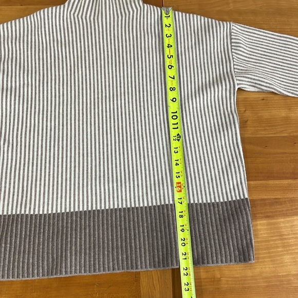 Rachel Zoe striped mock turtleneck sweater large - Picture 6 of 8